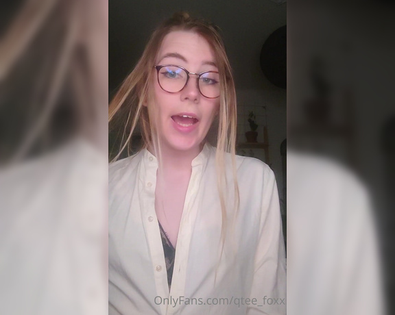 Qtee Foxx aka qtee_foxx - 03-24-2022 OnlyFans Video - Sex ed lesson, part 1