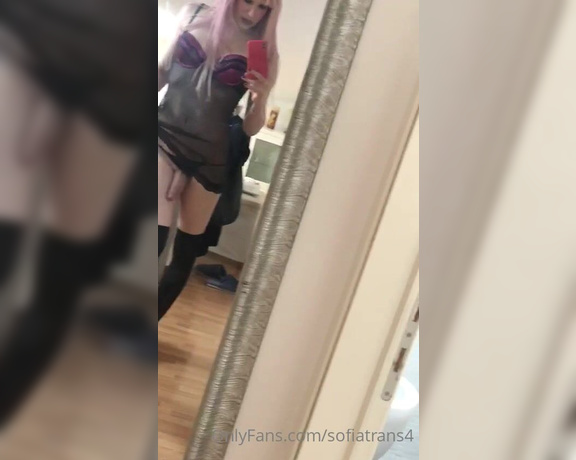 Sofia Teddy TRANS aka sofiatrans4 - 10-29-2021 OnlyFans Video - Un mio moneyslave col cazzetto piccolo mi ha regalato questo nuovo paio di parigine nere Gliele